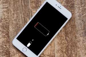 iPhone users report extreme battery drain bug