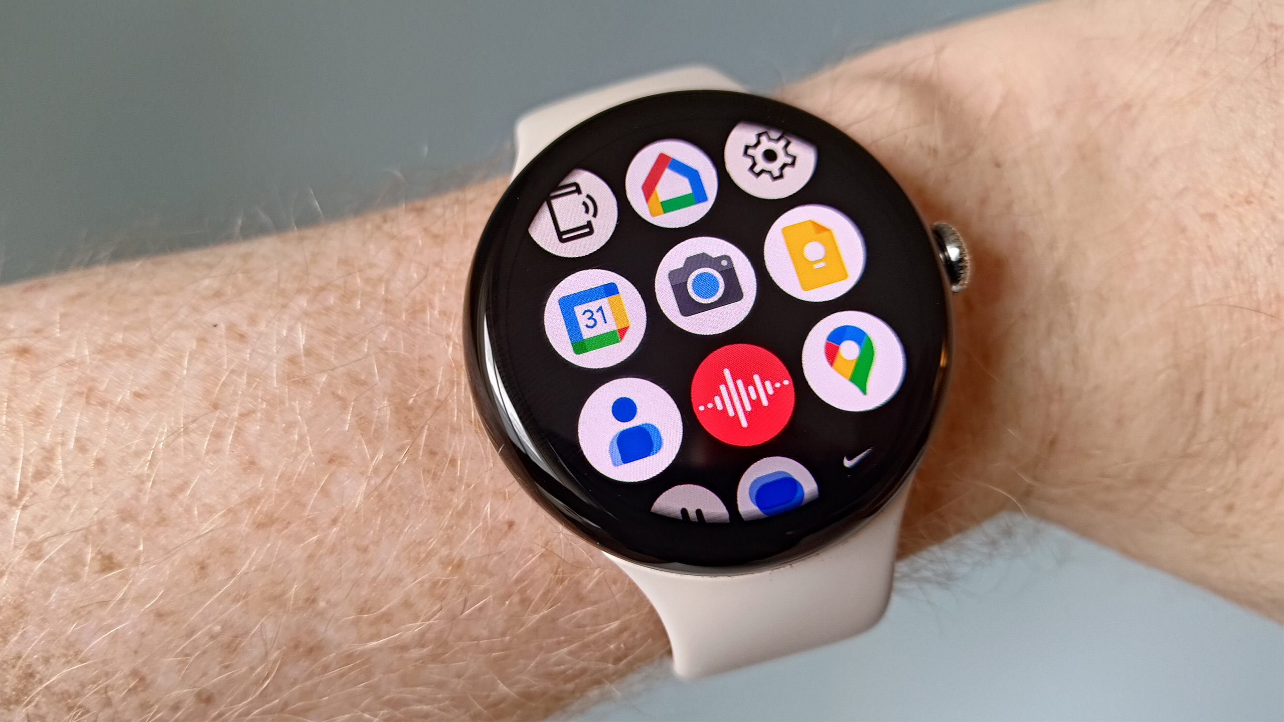 Pixel Watch 3 gets its first significant discount