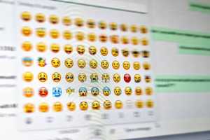 This WhatsApp emoji hack will blow your mind 